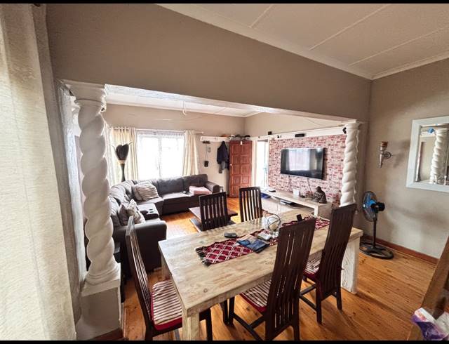 3 BEDROOM FREEHOLD FOR SALE IN UMBILO
